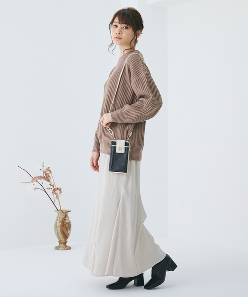 ROYAL PARTY(ロイヤルパーティー)の「ROYAL PARTY (ロイヤルパーティー) スマホショルダー モノグラム RPT-B083(ショルダーバッグ・レディース・ブラック/ベージュ/ブラウン・FREE)」の7枚目の写真