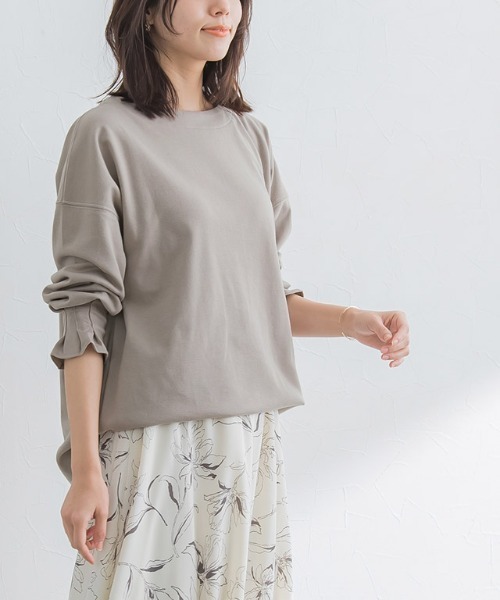 Pierrot(ピエロ)の「タックスリーブポンチチュニック(Tシャツ/カットソー・レディース・チャコールグレー/ブラック/アイボリー/ベージュ系その他/ブルー・M/L)」の4枚目の写真