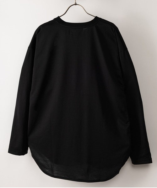 SlashDate(スラッシュデイト)の「ラウンドヘムロングTシャツ/レイヤード/ビッグシルエット(Tシャツ/カットソー・メンズ・ホワイト/チャコールグレー/ブラック/グレー/オフホワイト/ブルー/グリーン・M/L/XL)」の9枚目の写真