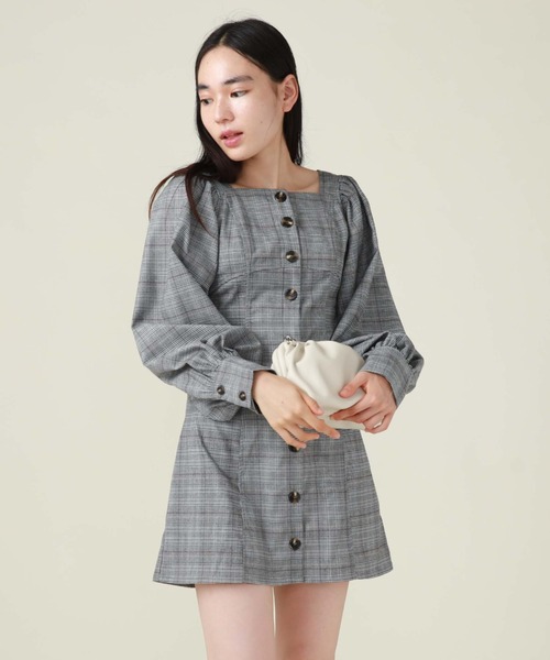 archives（アルシーヴ）の「’フロントボタンハイウエストミニＯＰ’（ジャンパースカート・レディース・ブラック/ベージュ/グレー・MEDIUM）」の18枚目の写真