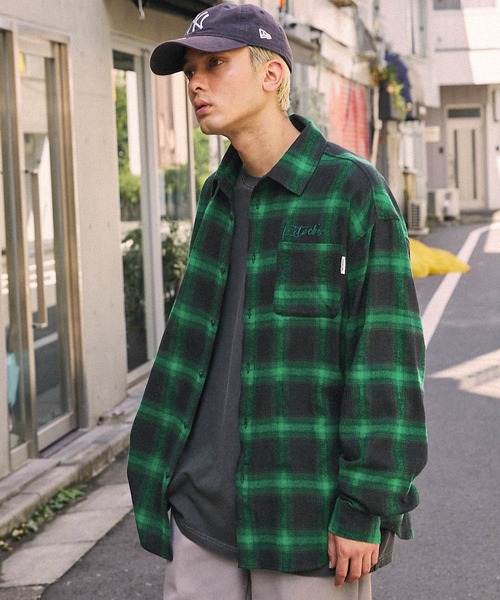 MONO-MART（モノマート）の「【retock's】ロゴ刺繍 オンブレチェック ビッグシルエット長袖シャツ（シャツ/ブラウス・メンズ・ブラック/ブラウン/レッド/ブルー/グリーン/ベージュ/ネイビー/グレー/ブラック系・M/L）」の17枚目の写真