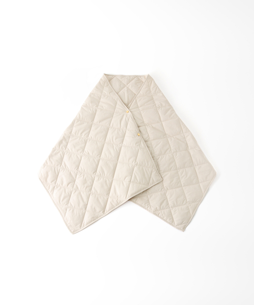 IENA（イエナ）の「キルティングケープ（ストール/ショール・レディース・アイボリー/チョコ・FREE）」の9枚目の写真