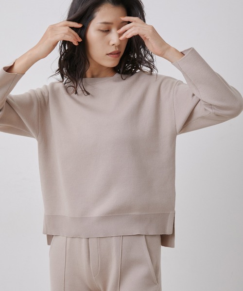 NERGY（ナージー）の「ストレッチニットプルオーバー（ニット/セーター・レディース・ブラック/イエロー/ベージュ・FREE）」の3枚目の写真