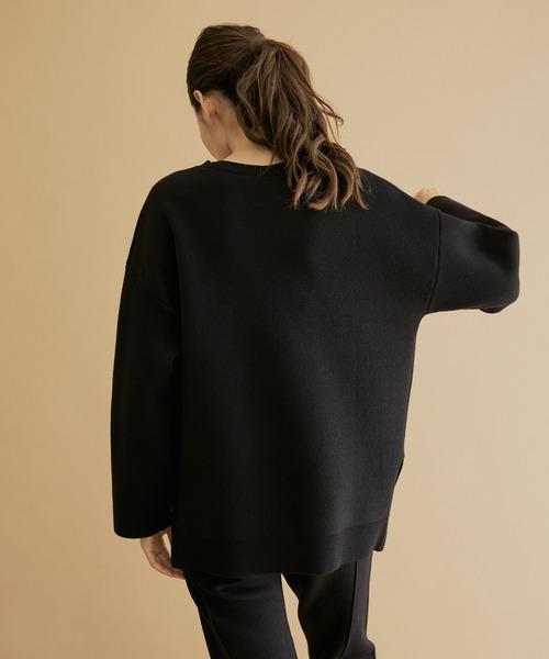 NERGY（ナージー）の「ストレッチニットプルオーバー（ニット/セーター・レディース・ブラック/イエロー/ベージュ・FREE）」の4枚目の写真