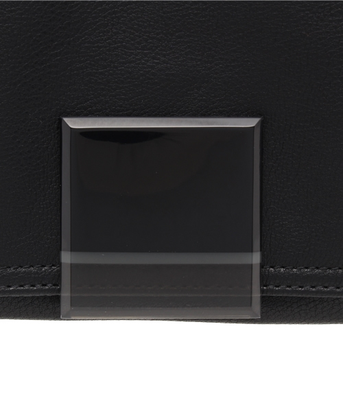 ear PAPILLONNER（イアパピヨネ）の「ポーセリン（ショルダーバッグ・レディース・ブラック/ホワイト・FREE）」の5枚目の写真