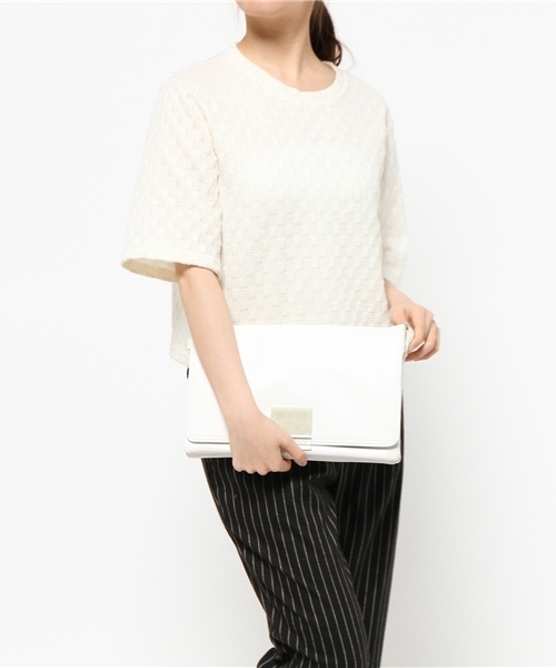 ear PAPILLONNER（イアパピヨネ）の「ポーセリン（ショルダーバッグ・レディース・ブラック/ホワイト・FREE）」の3枚目の写真