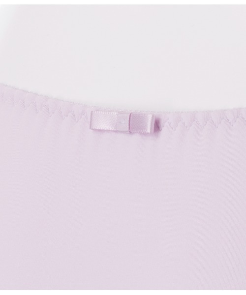 PEACH JOHN（ピーチジョン）の「【自然な高さと丸みバストをメイク】サイドチュールレースブラジャー＆ショーツセットなちゅこれ（ブラ&ショーツ・レディース・ラベンダー・A70/A75/B65/B70/B75/C65/C70/C75/D65/D70/D75/E70/E75）」の3枚目の写真