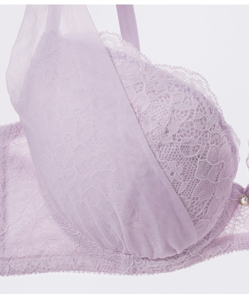 PEACH JOHN（ピーチジョン）の「【自然な高さと丸みバストをメイク】サイドチュールレースブラジャー＆ショーツセットなちゅこれ（ブラ&ショーツ・レディース・ラベンダー・A70/A75/B65/B70/B75/C65/C70/C75/D65/D70/D75/E70/E75）」の10枚目の写真