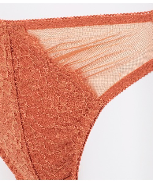 PEACH JOHN（ピーチジョン）の「【自然な高さと丸みバストをメイク】サイドチュールレースブラジャー＆ショーツセットなちゅこれ（ブラ&ショーツ・レディース・ラベンダー・A70/A75/B65/B70/B75/C65/C70/C75/D65/D70/D75/E70/E75）」の21枚目の写真