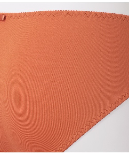 PEACH JOHN（ピーチジョン）の「【自然な高さと丸みバストをメイク】サイドチュールレースブラジャー＆ショーツセットなちゅこれ（ブラ&ショーツ・レディース・ラベンダー・A70/A75/B65/B70/B75/C65/C70/C75/D65/D70/D75/E70/E75）」の20枚目の写真