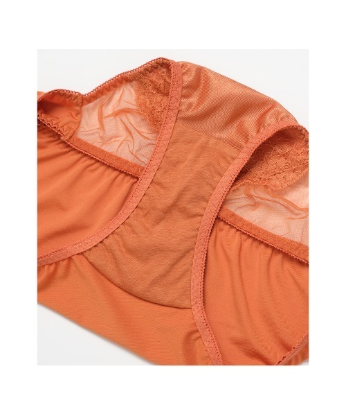 PEACH JOHN（ピーチジョン）の「【自然な高さと丸みバストをメイク】サイドチュールレースブラジャー＆ショーツセットなちゅこれ（ブラ&ショーツ・レディース・ラベンダー・A70/A75/B65/B70/B75/C65/C70/C75/D65/D70/D75/E70/E75）」の18枚目の写真