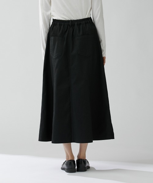 Le temps riche（ルタンリッシュ）の「ストレッチ素材ツイルロングスカート ＜Le temps riche＞（スカート・レディース・ブラック/ベージュ/カーキ・L/M/LL）」の5枚目の写真