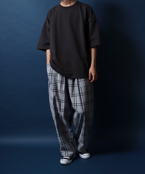 ANPAS(アンパス)の「ANPAS High Function Heavy Weight Big T-Shirt/ANPAS 別注 ヘビーウェイト ビッグシルエット Tシャツ UVカット 吸水速乾 接触冷感(Tシャツ/カットソー・メンズ・ブラック/グレイッシュベージュ/サックスブルー/チャコール/ホワイト・M/L)」の11枚目の写真