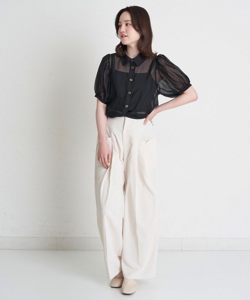 A de a.v.v（アードアー・ヴェ・ヴェ）の「ワイドタックパンツ（その他パンツ・レディース・アイボリー/グレー/ブラック・39）」の13枚目の写真