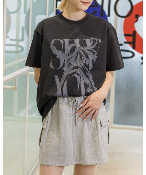 SLOWACID（スローアシッド）の「新色追加【UNISEX】SLOW ACID／RUSTY LOGO T（Tシャツ/カットソー・レディース・ブラック/チャコール/ホワイト/グリーン/ブルー・SMALL/MEDIUM/LARGE）」の3枚目の写真