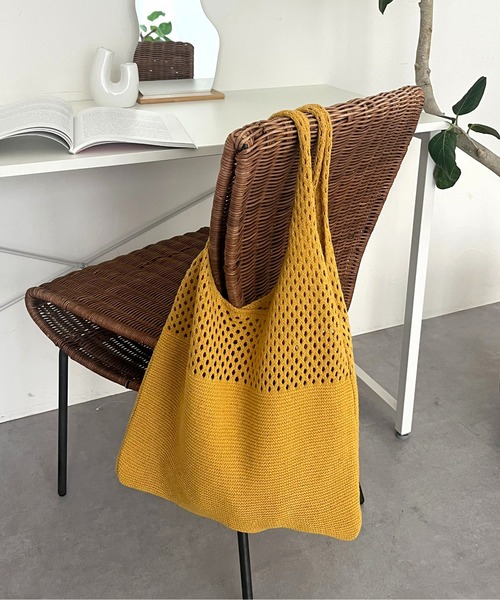 prose verse（プロズヴェール）の「メッシュ切替ニットマルシェバッグ（トートバッグ・レディース・イエロー/ブルー/ブラック/アイボリー・ﾌﾘ-）」の5枚目の写真