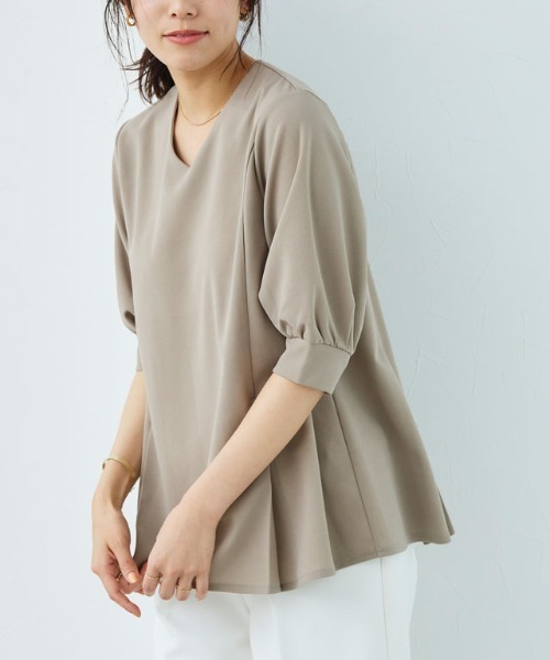 ウエストタックTブラウス