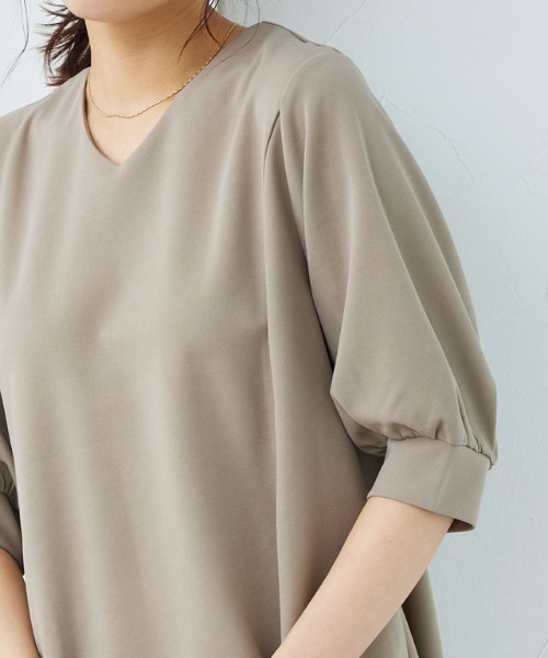 ウエストタックTブラウス