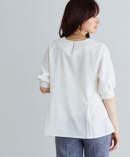 ウエストタックTブラウス