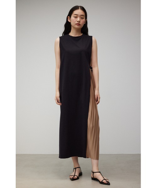 SALE☆BCBG MAXAZRIA サイドプリーツワンピース☆ SALE☆BCBG MAXAZRIA サイドプリーツワンピース☆ サイド