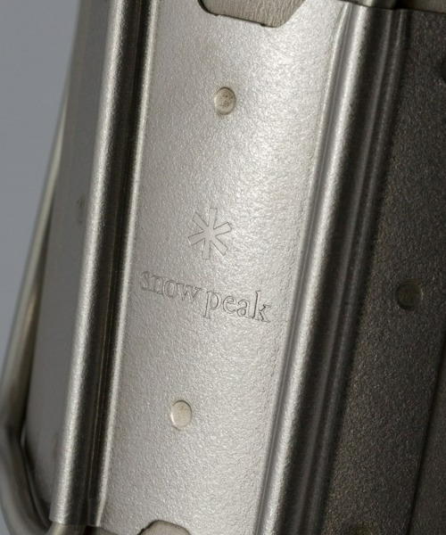 Snow Peak（スノーピーク）の「Snow Peak / チタンシングルマグ 450 マグカップ コップ クッキング用品（アウトドアグッズ・メンズ・シルバー・FREE）」の12枚目の写真