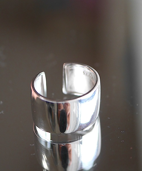 Starting Over(スターティングオーバー)の「シルバー925 ユニセックス デザイン リング/レディース メンズ(リング・メンズ・ライトグレー系6/ライトグレー系7/ゴールド/ゴールド系その他/シルバー系その他3/その他10/その他31/J/Z/シルバー系9/L/M/グレー/グレー系その他6/その他21/その他32/その他29/T/ライトグレー系2/その他8/H/その他/その他26/その他3/ライトグレー系4/ライトグレー系8/グレー系2/R/その他23/V/その他13/Q/その他11/グレー系1/シルバー系その他2/シルバー系7/その他14/シルバー系その他/その他4/X/W/その他19/シルバー系その他4/シルバー系8/その他15/シルバー系/その他34/ライトグレー系1/グレー系その他/ゴールド系/その他25/シルバーグレー/ゴールド系その他6/グレー系その他5/その他28/S/その他33/シルバー系その他5/その他22/Y/N/その他9/シルバー系2/その他16/シルバー系1/C/グレー系3/その他6/グレー系/ライトグレー系5/ライトグレー系9/K/B/U/その他24/その他30/その他7/D/シルバー系3/ゴールド系その他5/グレー系その他2/ゴールド系その他2/その他17/その他12/ゴールド系その他3/その他18/G/その他20/グレー系その他7/グレー系その他3/その他27/イエローゴールド/シルバー系5/P/E/ゴールド系その他7/ゴールド系その他4/その他35/シルバー系その他7/シルバー系その他6/シルバー系4/グレー系その他4/A/O/その他1/その他5/F・FREE)」の11枚目の写真