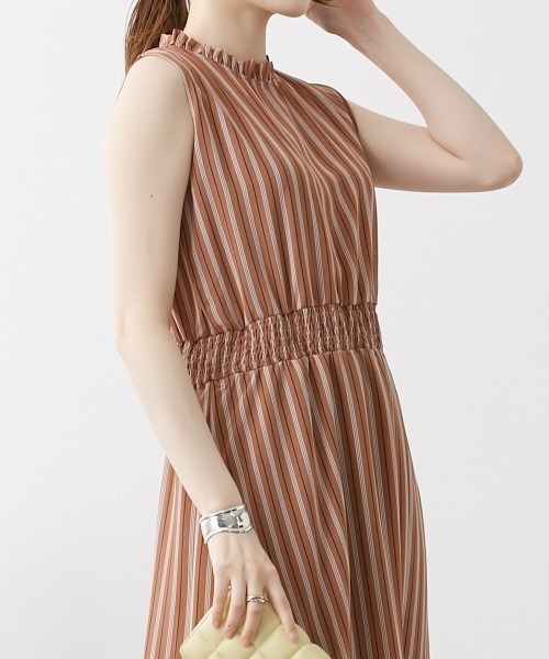 nissen（ニッセン）の「シフォンストライプ　フリルネックワンピース（裏地付）（ワンピース・レディース・グリーン/モカ・L/M/LL）」の8枚目の写真