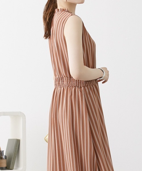 nissen（ニッセン）の「シフォンストライプ　フリルネックワンピース（裏地付）（ワンピース・レディース・グリーン/モカ・L/M/LL）」の9枚目の写真