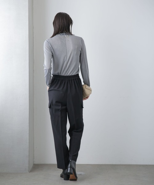 NANO universe（ナノユニバース）の「センタープレスカーゴポケットパンツ（カーゴパンツ・レディース・ベージュ/ダークネイビー/グレー・FREE）」の11枚目の写真