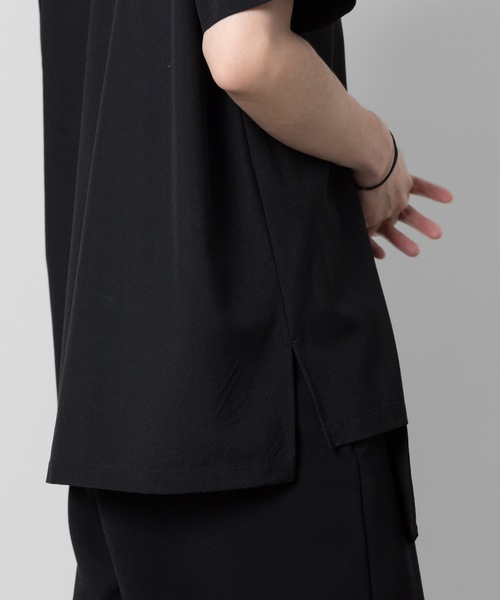 ATTACHMENT（アタッチメント）の「WO トロピカル スキッパー S/S