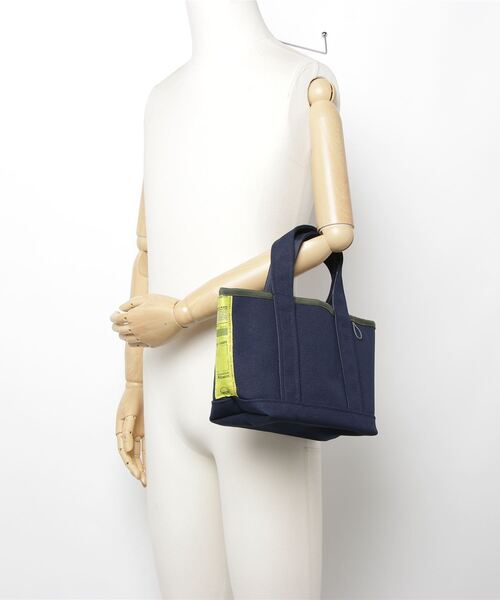 WEEKEND(ER)(ウィークエンダー)の「WEEKEND(ER) ウィークエンダー CANVAS LUNCH TIME SIZE TOTEBAG(トートバッグ・メンズ・ナチュラル/ブラック/オリーブ/ネイビー・FREE)」の16枚目の写真