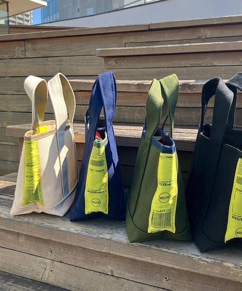 WEEKEND(ER)(ウィークエンダー)の「WEEKEND(ER) ウィークエンダー CANVAS LUNCH TIME SIZE TOTEBAG(トートバッグ・メンズ・ナチュラル/ブラック/オリーブ/ネイビー・FREE)」の17枚目の写真
