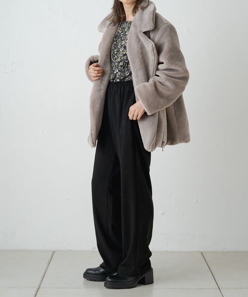 Omekashi(オメカシ)の「センターシームイージースラックス(スラックス・レディース・ブラック/ベージュ・36/38)」の14枚目の写真