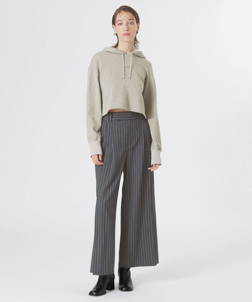 LOVELESS（ラブレス）の「クロップドフーディ－（パーカー・レディース・ゴールド/ブラック/ホワイト系その他・36）」の6枚目の写真