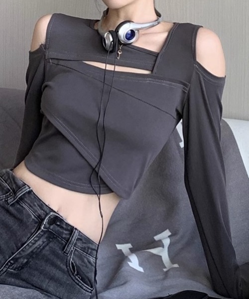 ENLIKE(エンリケ)の「カットオフデザインショートTOP(Tシャツ/カットソー・レディース・グレー/ブラック・FREE)」の6枚目の写真