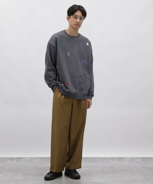 LAKOLE（ラコレ）の「トビガラ刺繍プルオーバー / 980291（スウェット・メンズ・チャコールグレー/ホワイト・LARGE/MEDIUM/X-LARGE）」の4枚目の写真