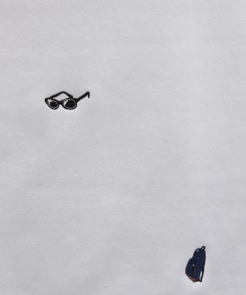 LAKOLE（ラコレ）の「トビガラ刺繍プルオーバー / 980291（スウェット・メンズ・チャコールグレー/ホワイト・LARGE/MEDIUM/X-LARGE）」の14枚目の写真