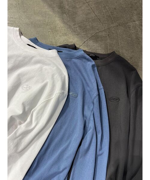 EMODA(エモダ)の「オーバールーズTシャツ(Tシャツ/カットソー・レディース・ブルー/ホワイト/ブラック・FREE)」の1枚目の写真
