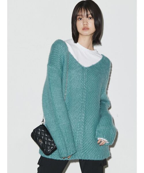 EMODA(エモダ)の「オーバールーズTシャツ(Tシャツ/カットソー・レディース・ブルー/ホワイト/ブラック・FREE)」の22枚目の写真