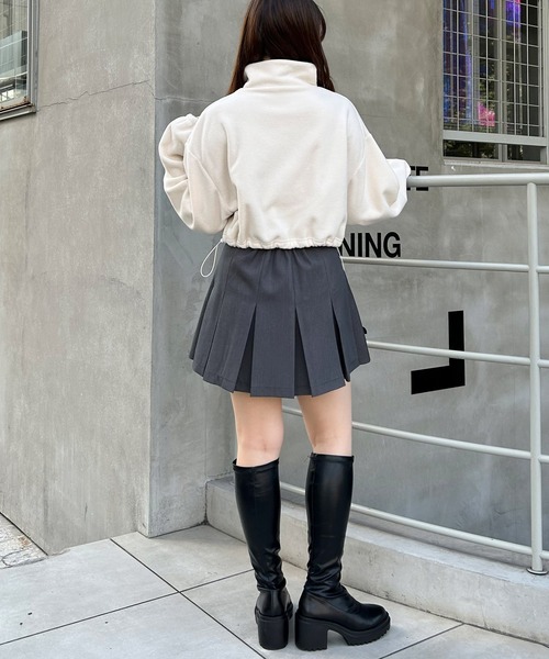 INGNI（イング）の「ハーフジップ胸ロゴショート丈フリーストップス（その他トップス・レディース・グレー系その他3/ホワイト系その他5/ブラック×ホワイト/アイボリー系・M）」の15枚目の写真