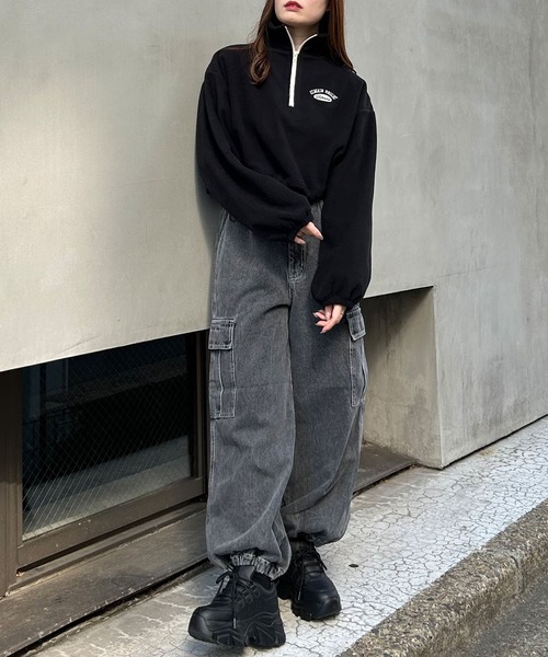 INGNI（イング）の「ハーフジップ胸ロゴショート丈フリーストップス（その他トップス・レディース・グレー系その他3/ホワイト系その他5/ブラック×ホワイト/アイボリー系・M）」の19枚目の写真