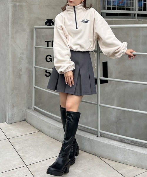 INGNI（イング）の「ハーフジップ胸ロゴショート丈フリーストップス（その他トップス・レディース・グレー系その他3/ホワイト系その他5/ブラック×ホワイト/アイボリー系・M）」の7枚目の写真