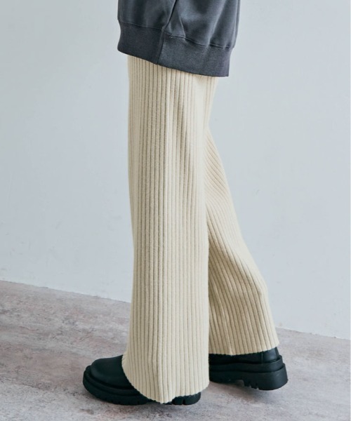 kirakiraShop（キラキラショップ）の「≪25AWの新色登場!≫ 柔暖 リブニット ワイドパンツ（その他パンツ・レディース・ライトベージュ/ブラック/杢グレー/チャコール/グレイッシュベージュ/グリーン/ブラウン/クリーム/ネイビー・L/MT/M/FREE）」の7枚目の写真