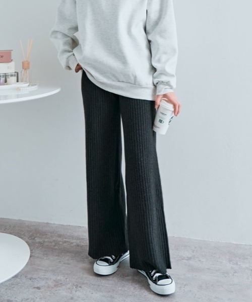 kirakiraShop（キラキラショップ）の「≪25AWの新色登場!≫ 柔暖 リブニット ワイドパンツ（その他パンツ・レディース・ライトベージュ/ブラック/杢グレー/チャコール/グレイッシュベージュ/グリーン/ブラウン/クリーム/ネイビー・L/MT/M/FREE）」の3枚目の写真
