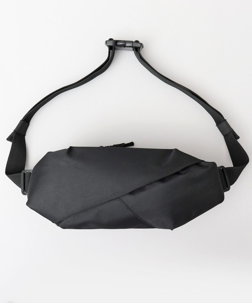 NoiR/ノアール(ノアール)の「撥水加工 ボディバッグ Flask shoulder(フラスクショルダー) N23004(ボディバッグ/ウエストポーチ・メンズ・ブラック/ブラック系その他・FREE)」の19枚目の写真