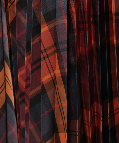 Ray BEAMS（レイビームス）の「Ray BEAMS / タータンチェック プリーツスカート（スカート・レディース・オレンジ/ネイビー・1/0）」の12枚目の写真