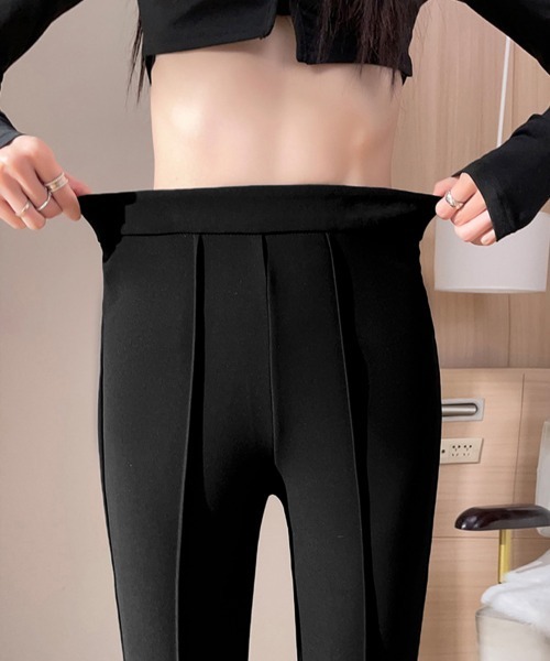 Miniministore(ミニミニストア)の「セミフレアパンツ センタープレス 韓国風(スラックス・レディース・ブラック・M/L/XL/S)」の8枚目の写真