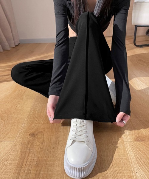 Miniministore(ミニミニストア)の「セミフレアパンツ センタープレス 韓国風(スラックス・レディース・ブラック・M/L/XL/S)」の10枚目の写真