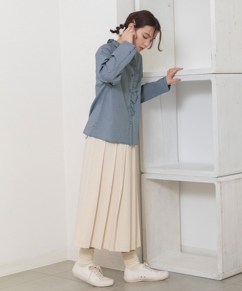 POU DOU DOU（プードゥドゥ）の「ギャザー衿前立てフリルブラウス（シャツ/ブラウス・レディース・オフホワイト/ネイビー/インディゴブルー・3）」の15枚目の写真