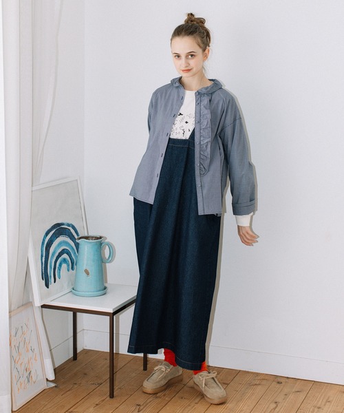 POU DOU DOU（プードゥドゥ）の「ギャザー衿前立てフリルブラウス（シャツ/ブラウス・レディース・オフホワイト/ネイビー/インディゴブルー・3）」の6枚目の写真